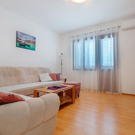 Apartment Mihaela بلاتشي المظهر الخارجي الصورة